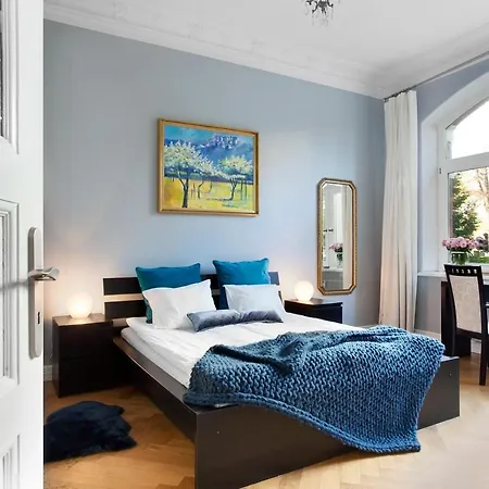 Elite Admiralski Przy Plazy Sopoty