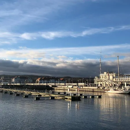 Elite Admiralski Przy Plazy Lägenhet Sopot